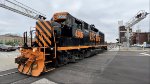 AB 4005 at W. Main St. running around her train.